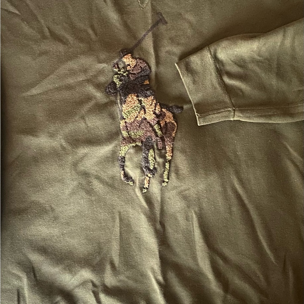 Polo sweater